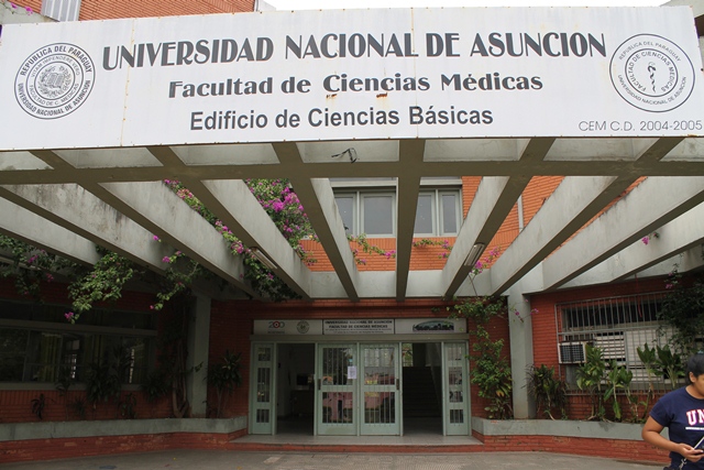 fachada Medicina UNA