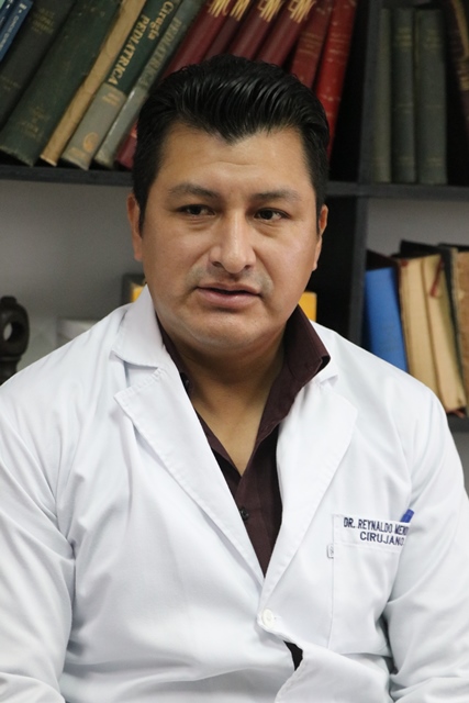 Dr. Reynaldo Mendoza